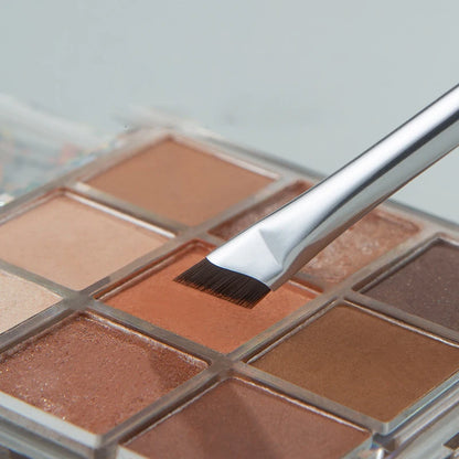 Eyeliner Brush Ultra Thin Fine Angle Flat Eyebrow Brush Under The Eyes Place Precise